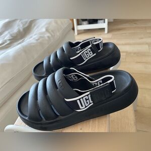 UGG Women’s Sport Yeah EVA Sandal - Black